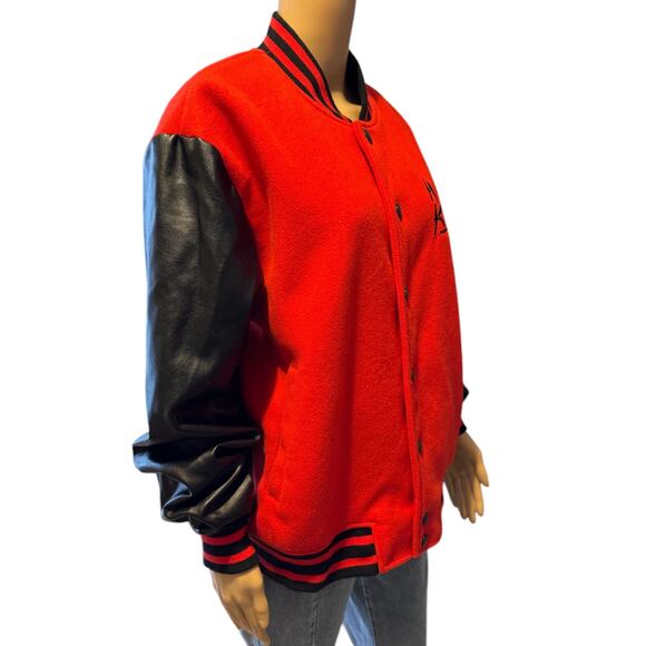 Hello Kitty and Friends X Forever 21 Size L1 - Picture 5 of 8